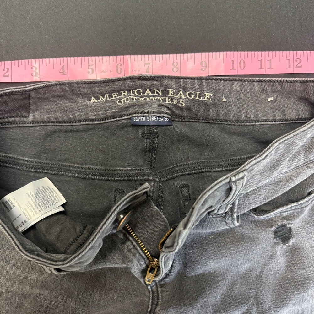 American Eagle Super Stretch‎ X Skinny Jeans Gray Distressed Frayed Hem Size 4 - Picture 7 of 12
